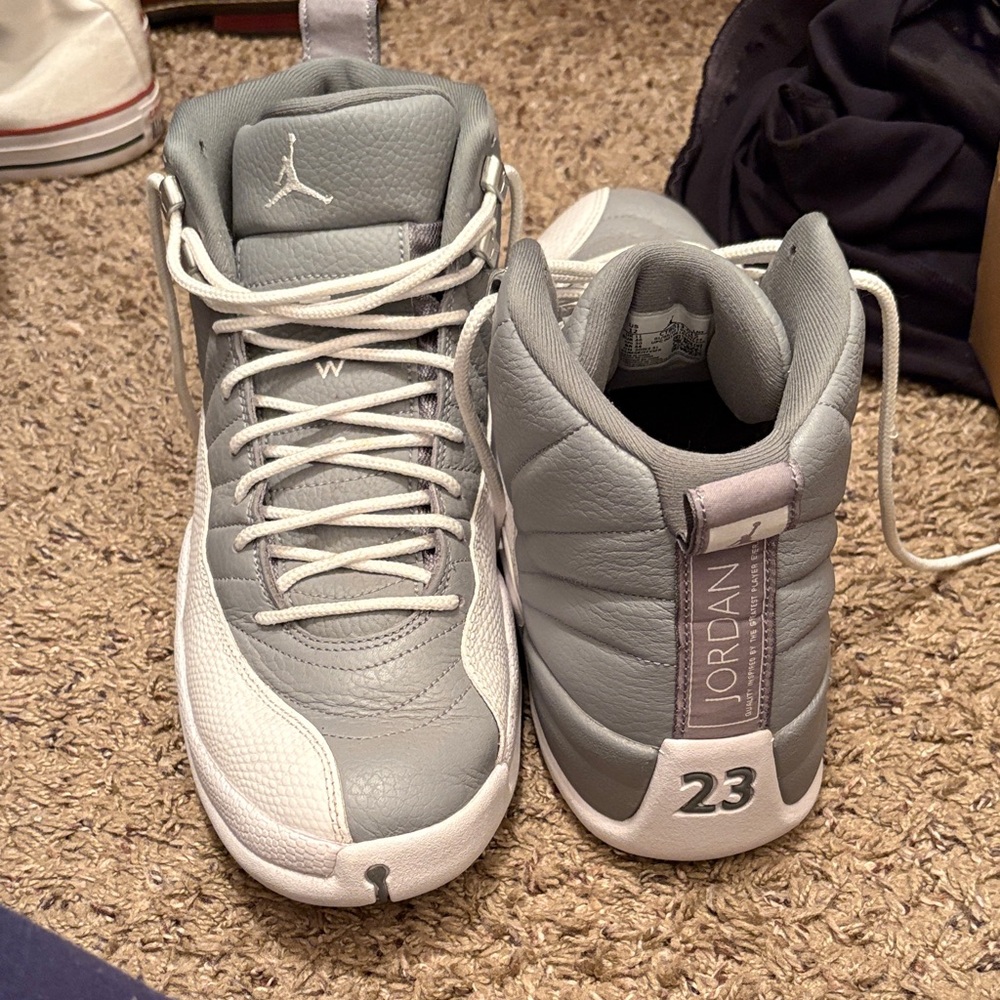 Jordan Athletic Shoes in Gray and White